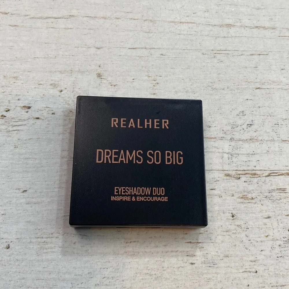 RealHer nwt dreams